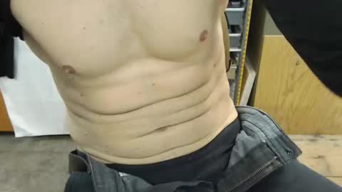 desperado3000 online show from 12/17/25, 08:20