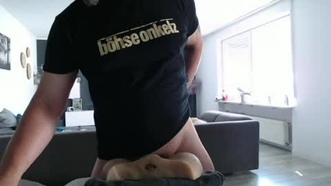 Snapshot of despotar123 chatting on 06/15/26, 06:48 despotar123 online show from 06/15/26, 06:48