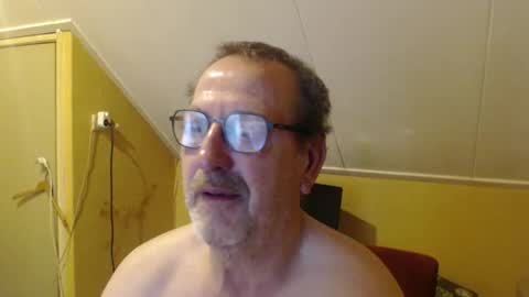 destelp online show from 09/11/25, 10:21