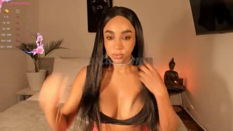 Destinne Mill online show from 11/29/25, 10:29