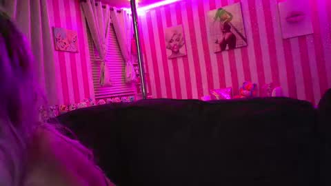 Snapshot of destiny_702 chatting on 09/25/25, 11:03 IMMACULATE BEAUTY online show from 09/25/25, 11:03