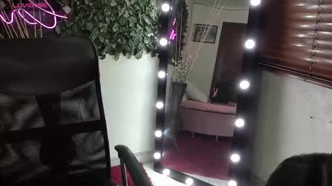 Destiny online show from 11/11/25, 12:05