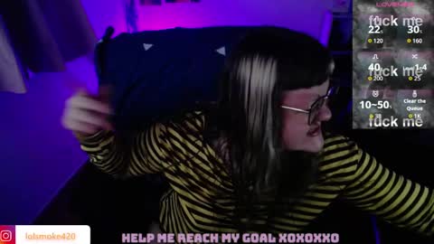Snapshot of destroyall420 chatting on 05/09/26, 08:52 Lola Bdsm and fries online show from 05/09/26, 08:52