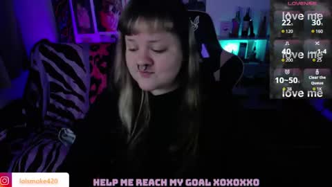 Snapshot of destroyall420 chatting on 05/26/26, 11:50 Lola Bdsm and fries online show from 05/26/26, 11:50