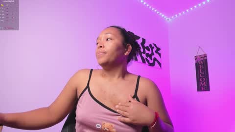 desty_y online show from 10/28/25, 11:58