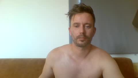 Snapshot of deutero1986 chatting on 07/15/26, 04:12 deutero1986 online show from 07/15/26, 04:12