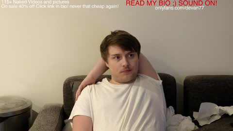 Snapshot of devantheplug chatting on 12/16/24, 01:10 Devan online show from 12/16/24, 01:10