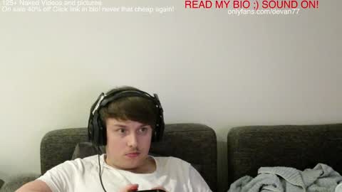 Snapshot of devantheplug chatting on 01/04/25, 02:25 Devan online show from 01/04/25, 02:25