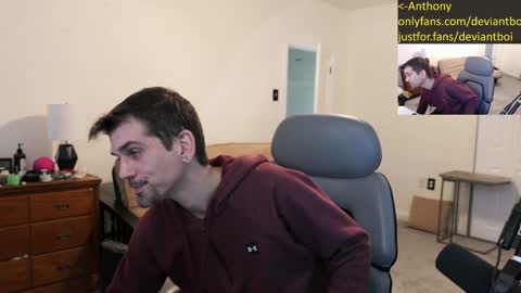 Snapshot of deviantill chatting on 12/27/24, 02:33 Anthony online show from 12/27/24, 02:33