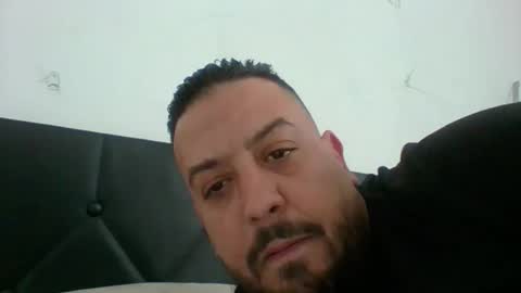 Snapshot of devil_angel66 chatting on 05/12/26, 01:19 devil_angel66 online show from 05/12/26, 01:19