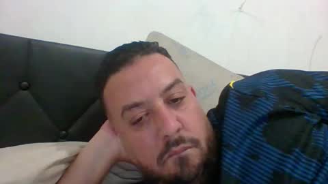 Snapshot of devil_angel66 chatting on 06/11/26, 02:04 devil_angel66 online show from 06/11/26, 02:04