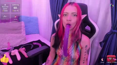 Snapshot of devil_megh chatting on 03/12/25, 11:31 Meghan online show from 03/12/25, 11:31