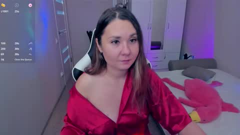 Snapshot of devil_mixie chatting on 10/15/25, 03:45 devil_mixie online show from 10/15/25, 03:45