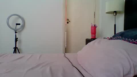 Snapshot of devilbabi chatting on 10/09/25, 03:21 devilbabi online show from 10/09/25, 03:21