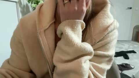 Snapshot of devildaniella chatting on 03/23/26, 12:20 devildaniella online show from 03/23/26, 12:20