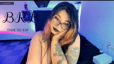  L I NA  online show from 10/16/25, 02:12