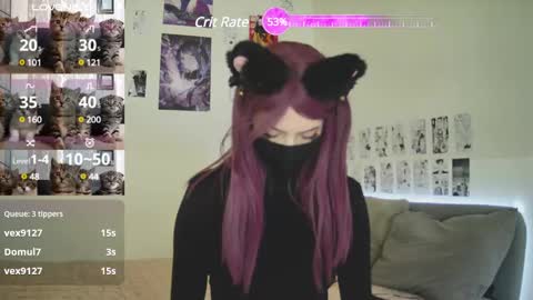 Snapshot of deviliaaa chatting on 12/13/24, 03:54 Devil online show from 12/13/24, 03:54