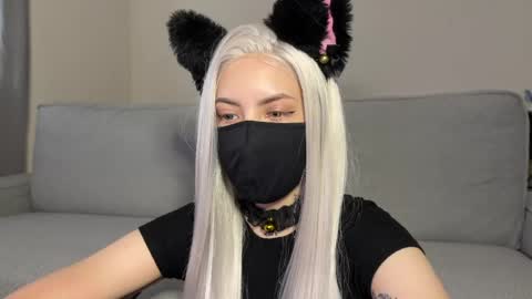 Snapshot of deviliaaa chatting on 04/07/26, 11:32 Devil online show from 04/07/26, 11:32