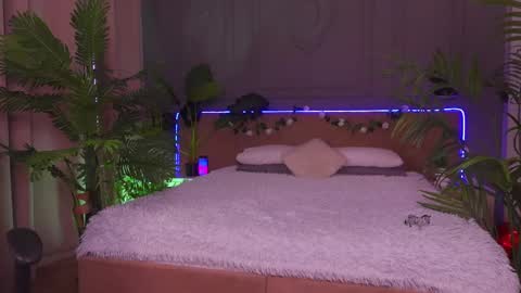 devilinee online show from 02/27/25, 07:01