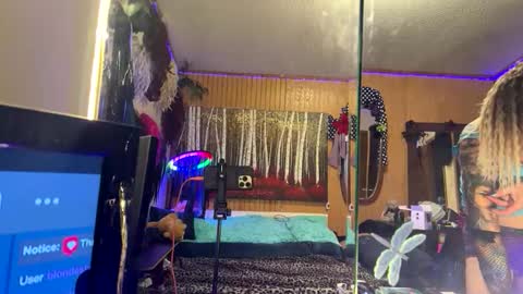 devilinsidedaisy online show from 06/09/26, 03:18