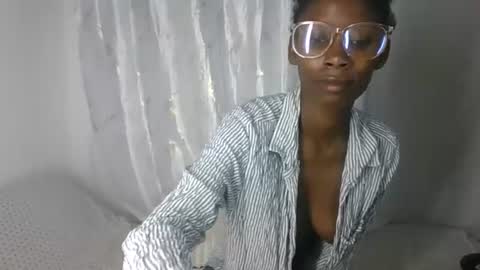 devilish_3710 online show from 06/22/26, 04:37