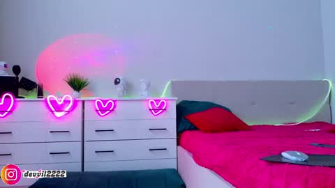 Devill2222 online show from 04/18/26, 08:40