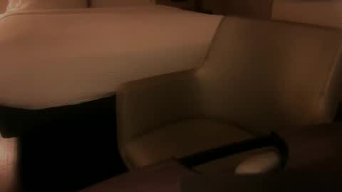 Snapshot of devillovesanything777 chatting on 10/01/25, 01:22 devillovesanything777 online show from 10/01/25, 01:22