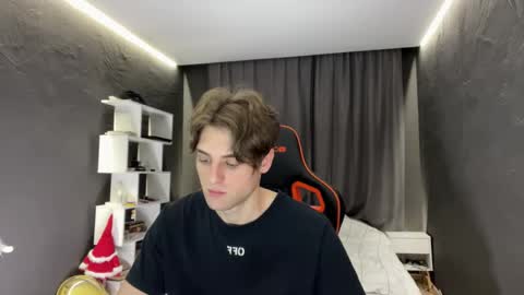 devilnut1 online show from 11/22/25, 06:23