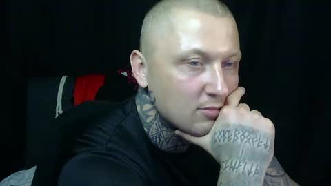 Snapshot of devilwithtats chatting on 07/09/26, 04:55 Lucian online show from 07/09/26, 04:55