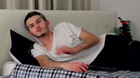 devin_ho online show from 01/14/25, 08:15