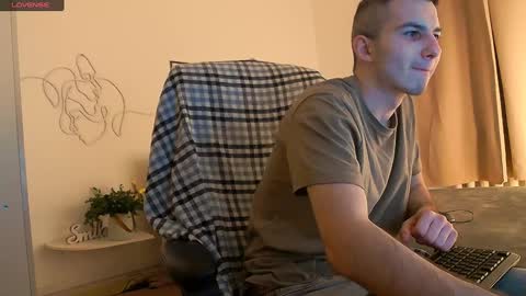 devin_ho online show from 01/19/25, 01:33