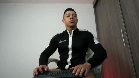 Devin Hunter online show from 02/02/26, 11:53