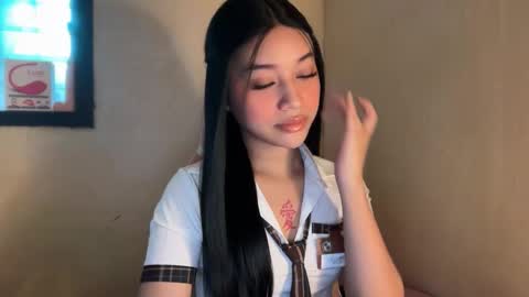 Devine Greyson online show from 11/13/25, 02:43