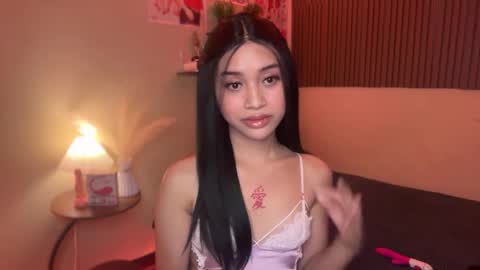 Devine Greyson online show from 11/21/25, 03:33