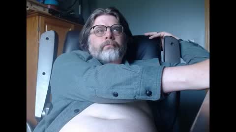 Snapshot of devino773 chatting on 04/13/26, 05:07 devino773 online show from 04/13/26, 05:07