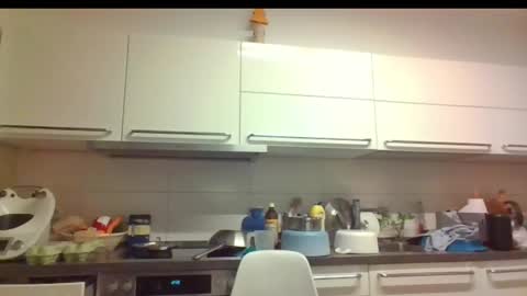 Snapshot of devon_nite chatting on 02/10/25, 12:41 Devon online show from 02/10/25, 12:41