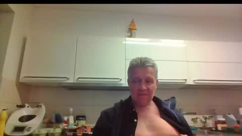 Snapshot of devon_nite chatting on 02/11/25, 12:06 Devon online show from 02/11/25, 12:06