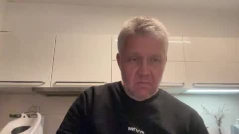 Snapshot of devon_nite chatting on 10/05/25, 10:51 Devon online show from 10/05/25, 10:51