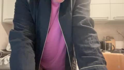 Snapshot of devon_nite chatting on 10/09/25, 11:25 Devon online show from 10/09/25, 11:25