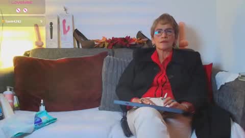 Devora online show from 11/22/25, 02:43