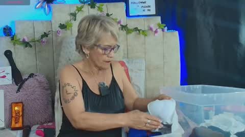 Devora online show from 01/09/26, 06:21