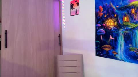 Sara 3 online show from 11/20/25, 07:57