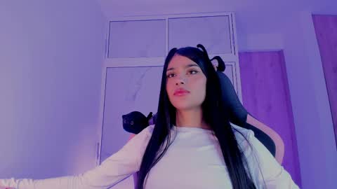 Sara 3 online show from 06/03/26, 10:37