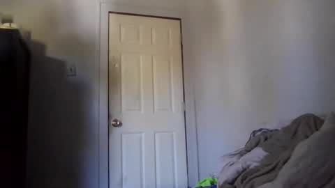 devykitten online show from 10/27/25, 05:39