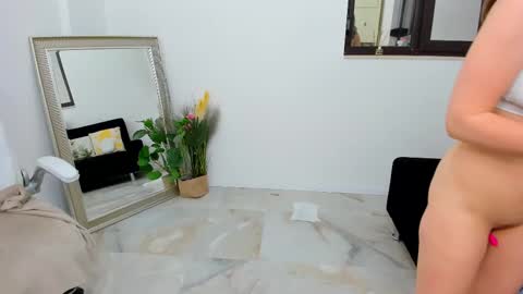 Deya online show from 03/11/25, 01:37