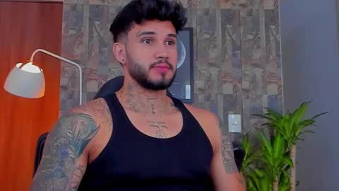 JULIAN online show from 11/05/25, 05:35