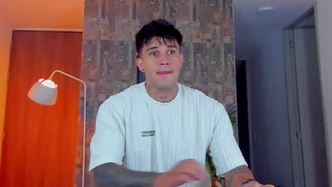 JULIAN online show from 11/13/25, 10:41