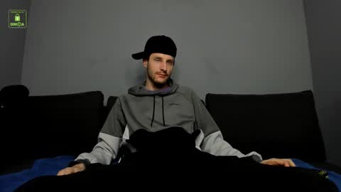 Snapshot of deymond_russo chatting on 02/25/26, 12:48 deymond_russo online show from 02/25/26, 12:48