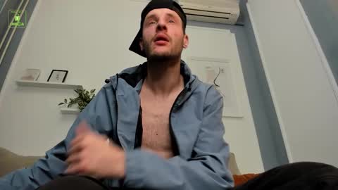 Snapshot of deymond_russo chatting on 02/27/26, 05:46 deymond_russo online show from 02/27/26, 05:46