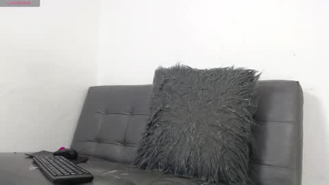 Snapshot of deysha_garncia chatting on 04/28/26, 02:33 Deysha online show from 04/28/26, 02:33